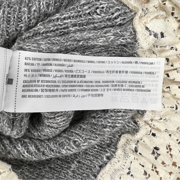 XS Hollister Grey Knit Long Sleeve Top Sweater Ivory  Lace  Boho Cotton - Picture 7 of 9